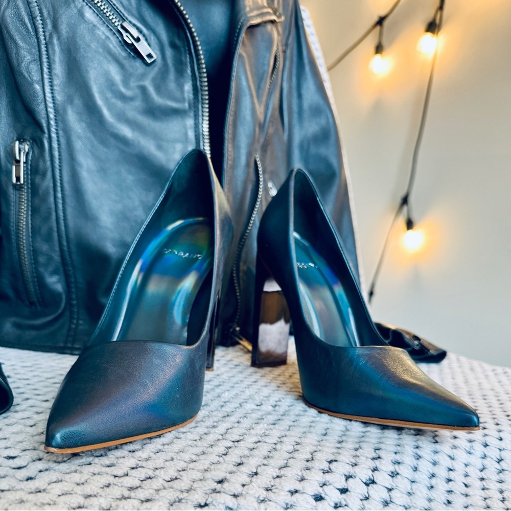 Carrano Maggie Slade Heel Leather Pump – Iron